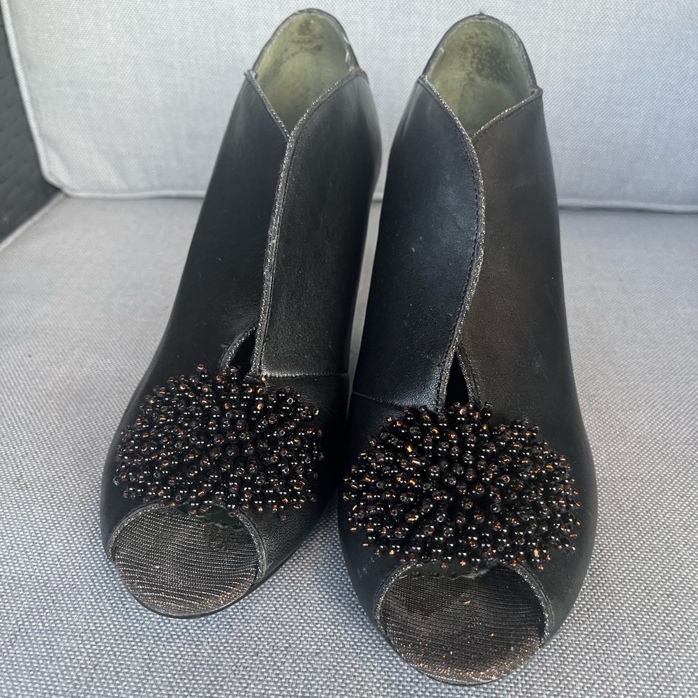 Poetic Licence Black Peep-Toe Heels – Beaded Pom Detail, Size EU 39.5 / US 9–9.5 - Picture 2 of 8
